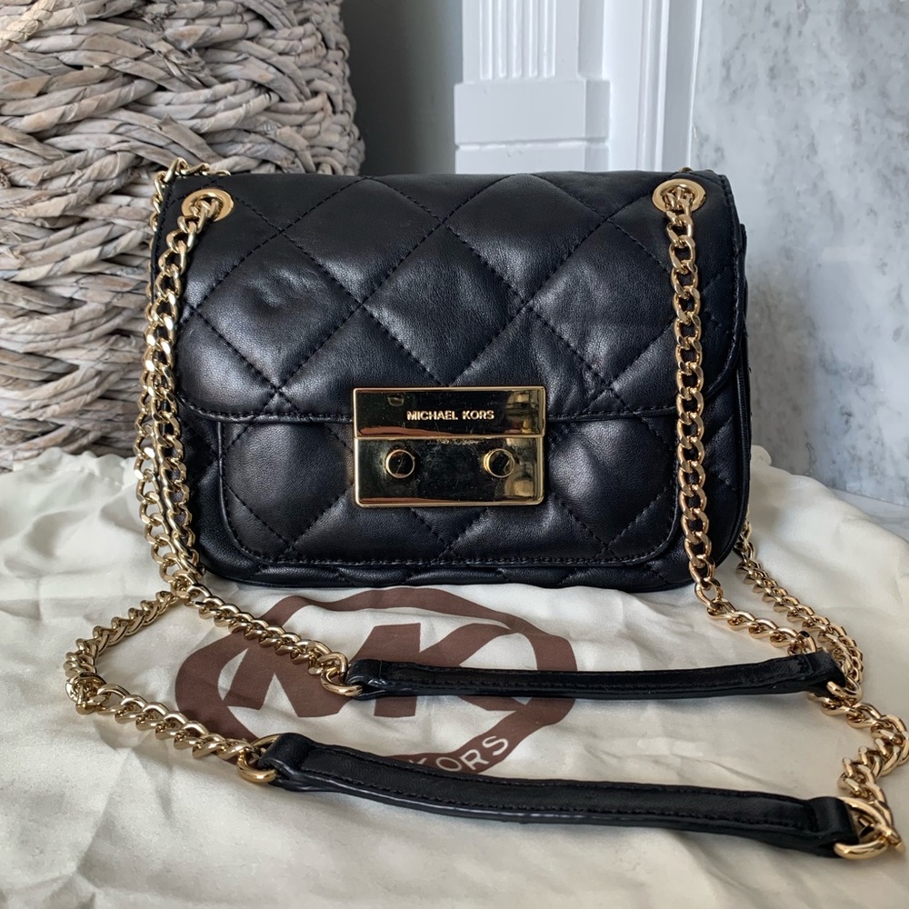 MICHAEL KORS bag
